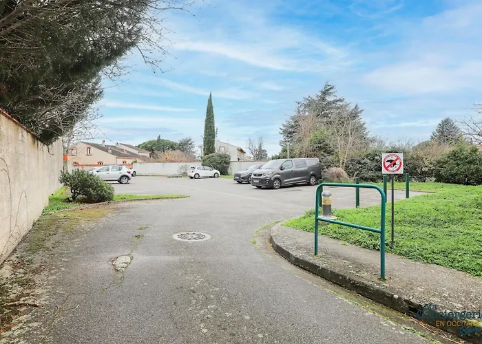 Lardenne - Parking Hippodrome Zenith *